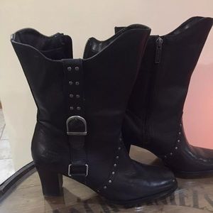 Like new women's Harley Davidson Boots
